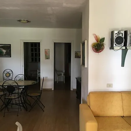Casa Vacanze Il Faro 度假居 *