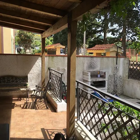 度假居 Casa Vacanze Il Faro 圣多米尼卡